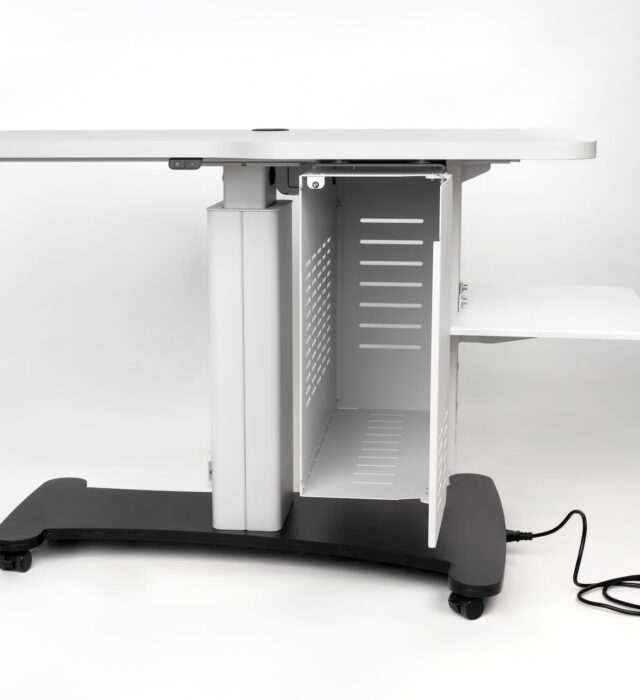 ET01OCT-door-open ET01OCT-door-open