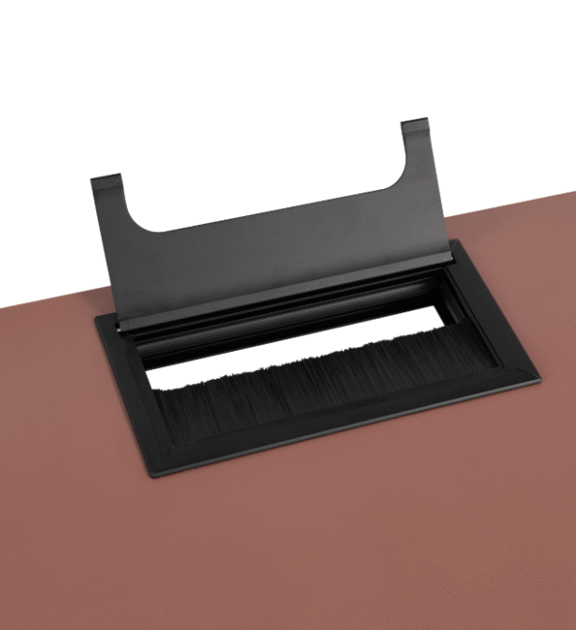 Įvadas laidams atidarytas Įvadas laidams atidarytas